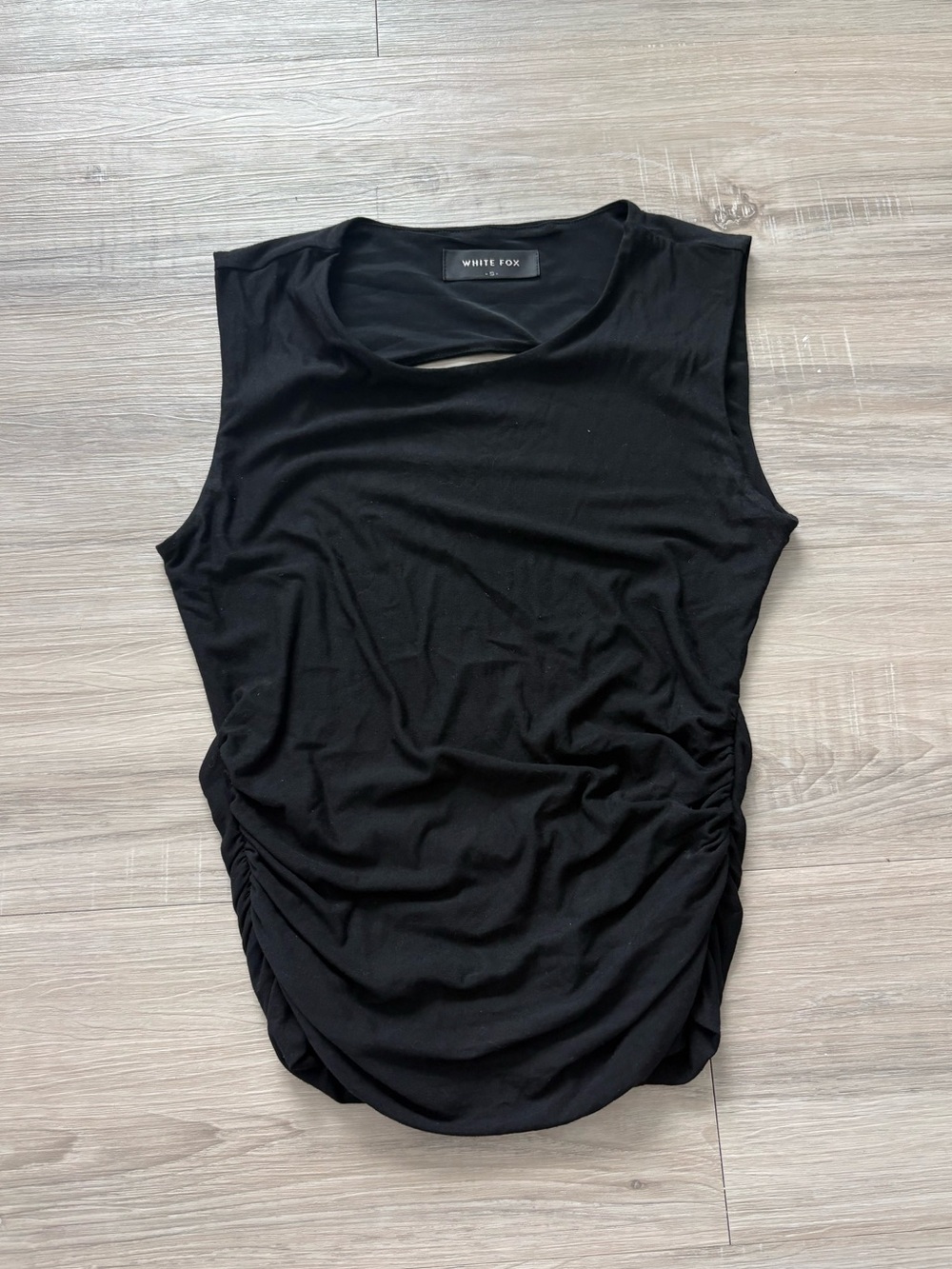 White Fox Ruched BacklessTank Top in Black Size Small